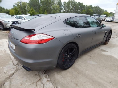 Купить Porsche Panamera, 4.8, 2012 года с пробегом, цена 2175013 руб., id 17693
