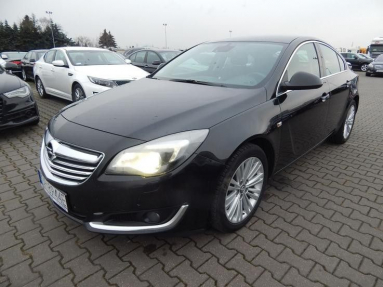Купить Opel Insignia, 2.0, 2014 года с пробегом, цена 564013 руб., id 17726