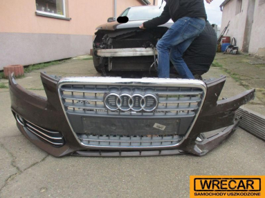 Купить Audi A4, 2.0, 2011 года с пробегом, цена 6436 руб., id 17785