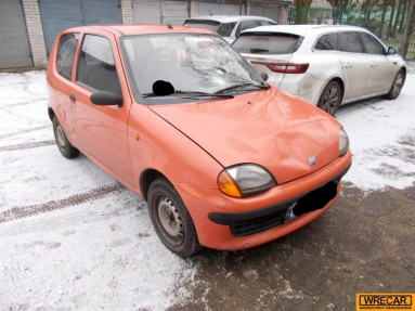 Купить Fiat Seicento, 0.9, 1999 года с пробегом, цена 0 руб., id 17813