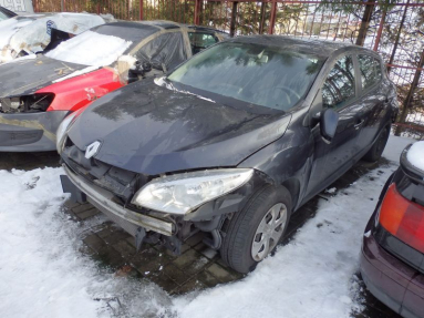 Купить Renault Megane, 1.5, 2010 года с пробегом, цена 9689 руб., id 17831