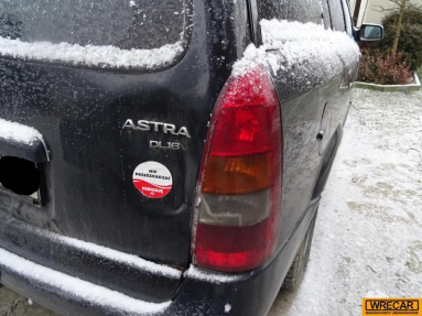 Купить Opel Astra, 2.0, 1999 года с пробегом, цена 0 руб., id 17863