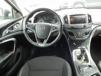 Купить Opel Insignia, 2.0, 2013 года с пробегом, цена 675846 руб., id 17894