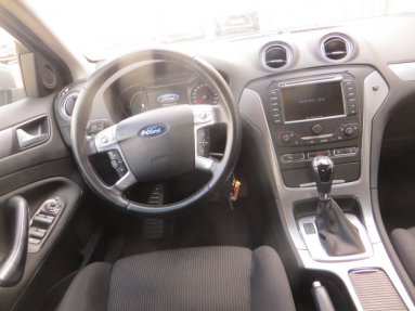 Купить Ford Mondeo, 2.0, 2014 года с пробегом, цена 685535 руб., id 17906