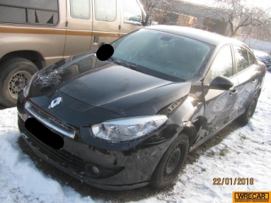 Купить Renault Fluence, 1.5, 2010 года с пробегом, цена 4844 руб., id 17956