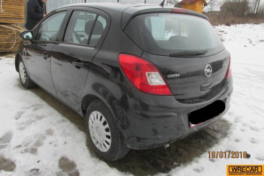 Купить Opel Corsa, 1.2, 2014 года с пробегом, цена 3183 руб., id 17964