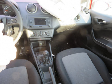 Купить SEAT Ibiza, 1.0, 2015 года с пробегом, цена 4844 руб., id 17994