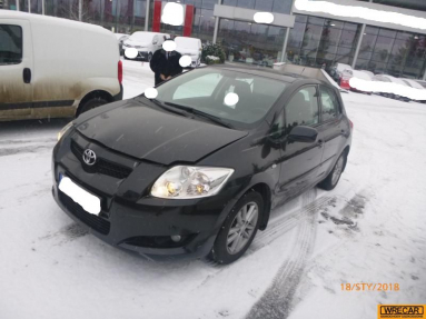 Купить Toyota Auris, 1.6, 2008 года с пробегом, цена 1592 руб., id 18094