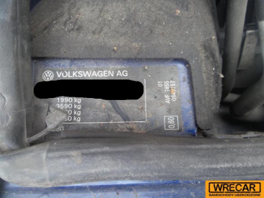 Купить Volkswagen Passat, 1.9, 2003 года с пробегом, цена 1592 руб., id 18137