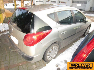 Купить Peugeot 207, 1.6, 2007 года с пробегом, цена 1592 руб., id 18165
