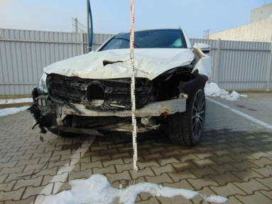 Купить Mercedes-Benz GLC MR`15 E6 X253 GLC 250 4MATIC, 2.0, 2015 года с пробегом, цена 9689 руб., id 18202