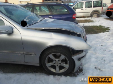 Купить Mercedes-Benz C 220 C 220 CDI                 MR`0, 2.1, 2005 года с пробегом, цена 0 руб., id 18216