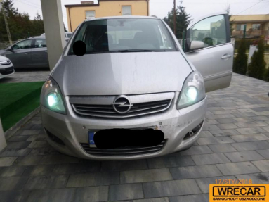 Купить Opel Zafira, 1.8, 2008 года с пробегом, цена 132872 руб., id 18248