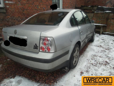 Купить Volkswagen Passat, 1.6, 1998 года с пробегом, цена 1592 руб., id 18307