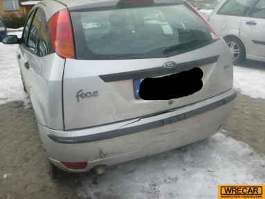 Купить Ford Focus, 1.8, 2003 года с пробегом, цена 21038 руб., id 18353