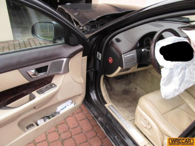 Купить Jaguar XF, 3.0, 2011 года с пробегом, цена 226851 руб., id 18401