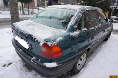 Купить Opel Astra, 1.6, 1994 года с пробегом, цена 1592 руб., id 18424