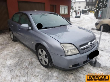 Купить Opel Vectra, 2.2, 2003 года с пробегом, цена 56678 руб., id 18458