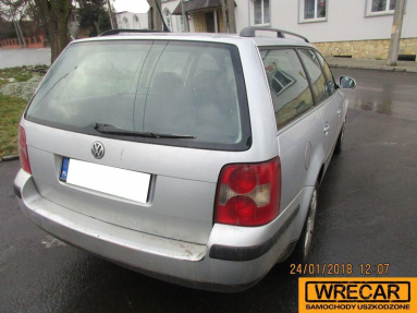 Купить Volkswagen Passat, 1.9, 2004 года с пробегом, цена 1592 руб., id 18462