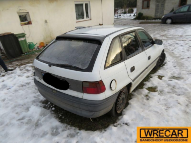 Купить Opel Astra, 1.6, 1997 года с пробегом, цена 3253 руб., id 18489