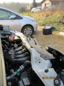 Купить Dacia Lodgy 1.6 SCe E6 Laureate, 1.6, 2017 года с пробегом, цена 11280 руб., id 18520