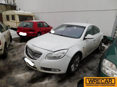 Купить Opel Insignia, 2.0, 2010 года с пробегом, цена 173356 руб., id 18533