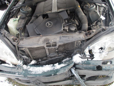Купить Mercedes-Benz CLS 500 Kat. MR`02 220 4-Matic L, 5.0, 2004 года с пробегом, цена 3253 руб., id 18557