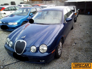 Купить Jaguar S-Type, 2.5, 2002 года с пробегом, цена 64775 руб., id 18566