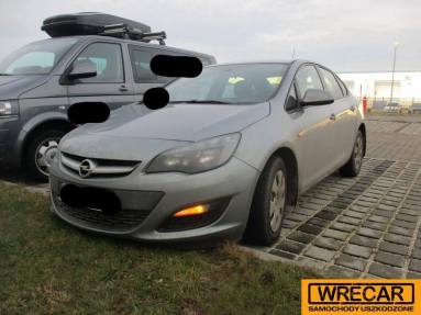 Купить Opel Astra, 1.7, 2013 года с пробегом, цена 233356 руб., id 18581