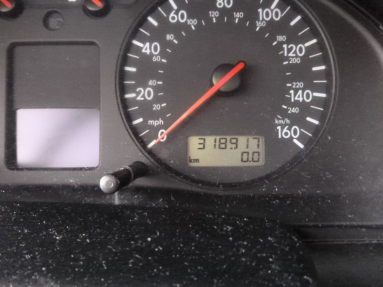 Купить Volkswagen Passat, 1.9, 2000 года с пробегом, цена 3253 руб., id 18588