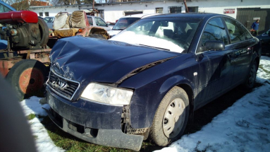 Купить Audi A6, 1.9, 2001 года с пробегом, цена 8097 руб., id 18631