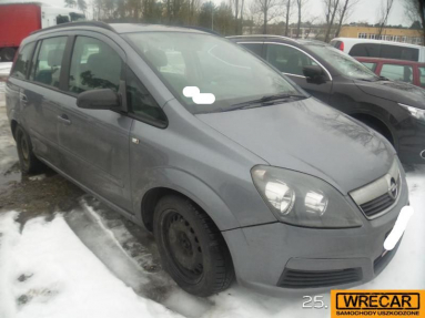 Купить Opel Zafira, 1.9, 2006 года с пробегом, цена 29135 руб., id 18632