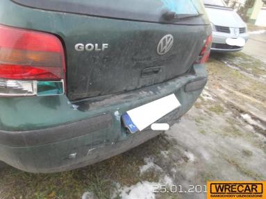 Купить Volkswagen Golf, 1.6, 1999 года с пробегом, цена 3253 руб., id 18646