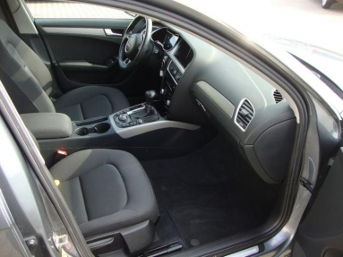 Купить Audi A4, 2.0, 2013 года с пробегом, цена 789133 руб., id 18687