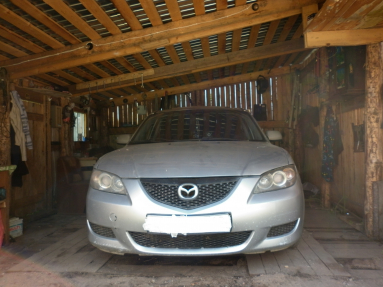 Купить Mazda 3, 2.0, 2004 года с пробегом, цена 305000 руб., id 18703