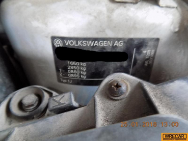 Купить Volkswagen Golf, 1.6, 1999 года с пробегом, цена 11280 руб., id 18707