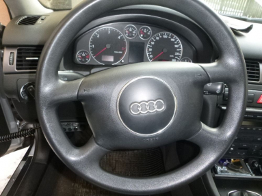 Купить Audi A6, 1.9, 2002 года с пробегом, цена 59931 руб., id 18715