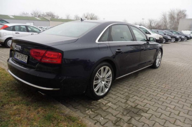 Купить Audi A8, 3.0, 2013 года с пробегом, цена 1377644 руб., id 18763