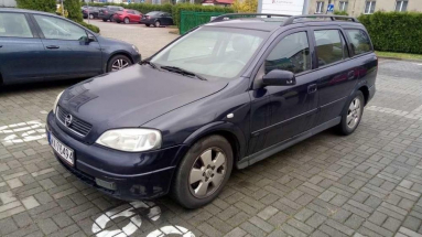 Купить Opel Astra, 1.8, 2003 года с пробегом, цена 50242 руб., id 18775