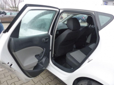 Купить SEAT Ibiza, 1.2, 2014 года с пробегом, цена 427819 руб., id 18797