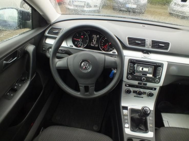 Купить Volkswagen Passat, 2.0, 2012 года с пробегом, цена 489411 руб., id 18811