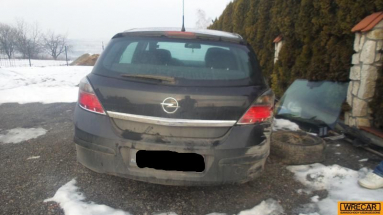 Купить Opel Astra, 1.4, 2009 года с пробегом, цена 74533 руб., id 18843