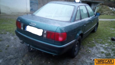 Купить Audi 80, 2.0, 1992 года с пробегом, цена 1592 руб., id 18939