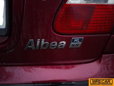 Купить Fiat Albea, 1.2, 2002 года с пробегом, цена 1592 руб., id 18941