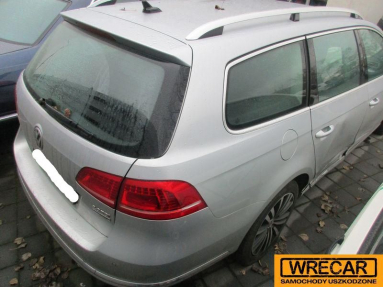 Купить Volkswagen Passat, 2.0, 2014 года с пробегом, цена 12941 руб., id 18942