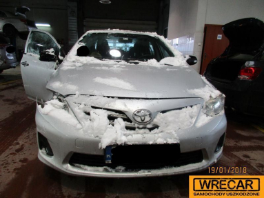Купить Toyota Corolla, 1.6, 2012 года с пробегом, цена 9689 руб., id 18956