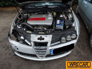 Купить Alfa Romeo 159, 1.9, 2006 года с пробегом, цена 17785 руб., id 18957