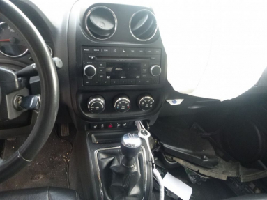 Купить Jeep Compass, 2.0, 2012 года с пробегом, цена 129619 руб., id 18963