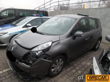 Купить Renault Scenic, 1.5, 2011 года с пробегом, цена 118270 руб., id 19002