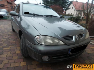 Купить Renault Megane, 1.9, 1999 года с пробегом, цена 8097 руб., id 19051